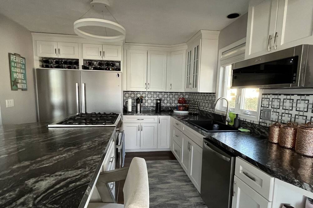 Photo of Kitchen in Jamestown