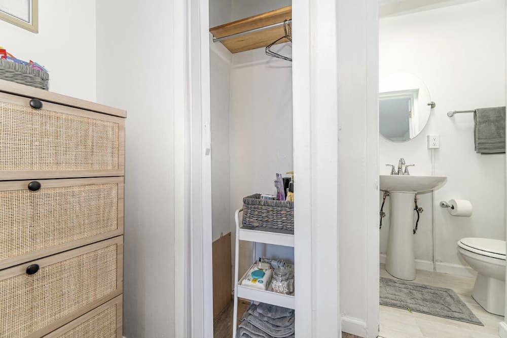 Photo of Bathroom in Hanover