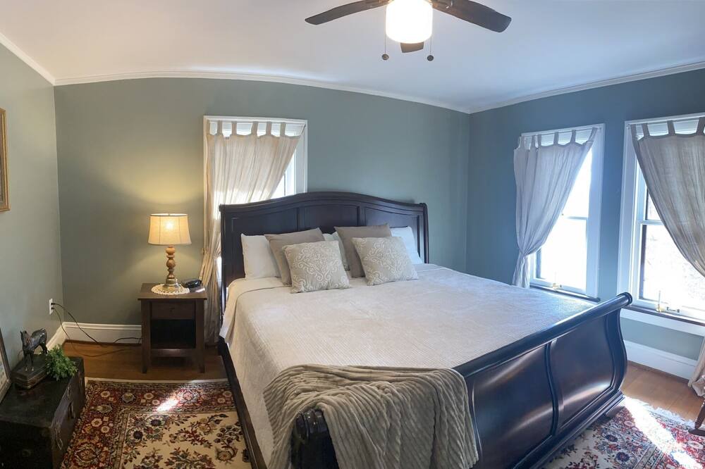 Photo of Bedroom in Dover
