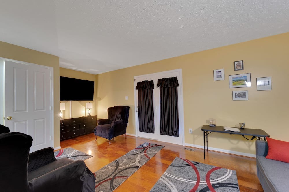 Photo of Bedroom in Odenton