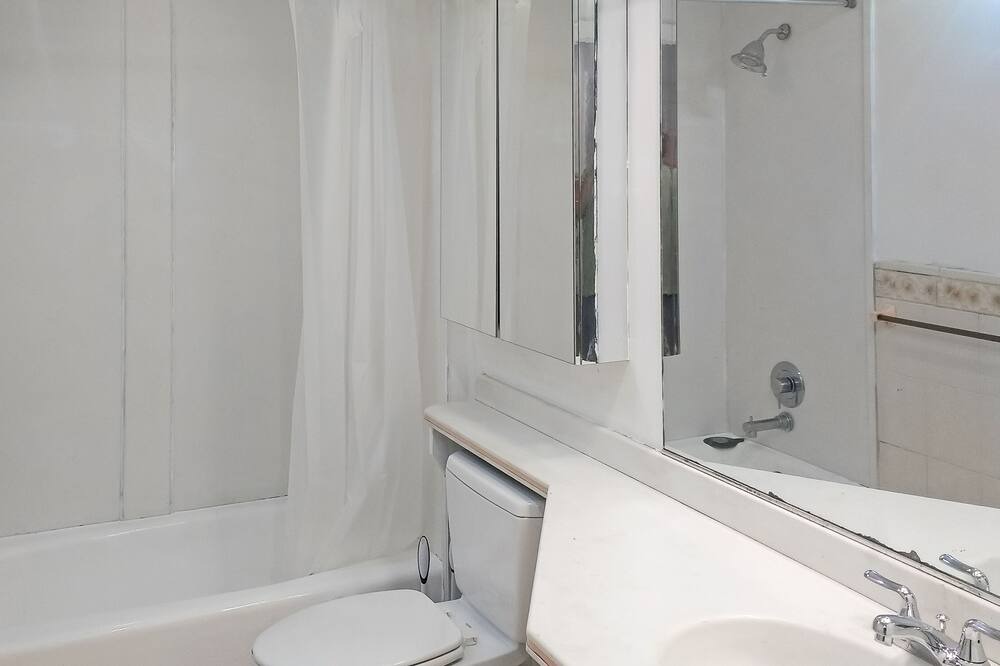 Photo of Bathroom in Blue Bell