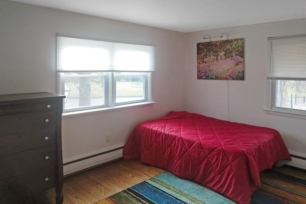 Photo of Bedroom in Blue Bell