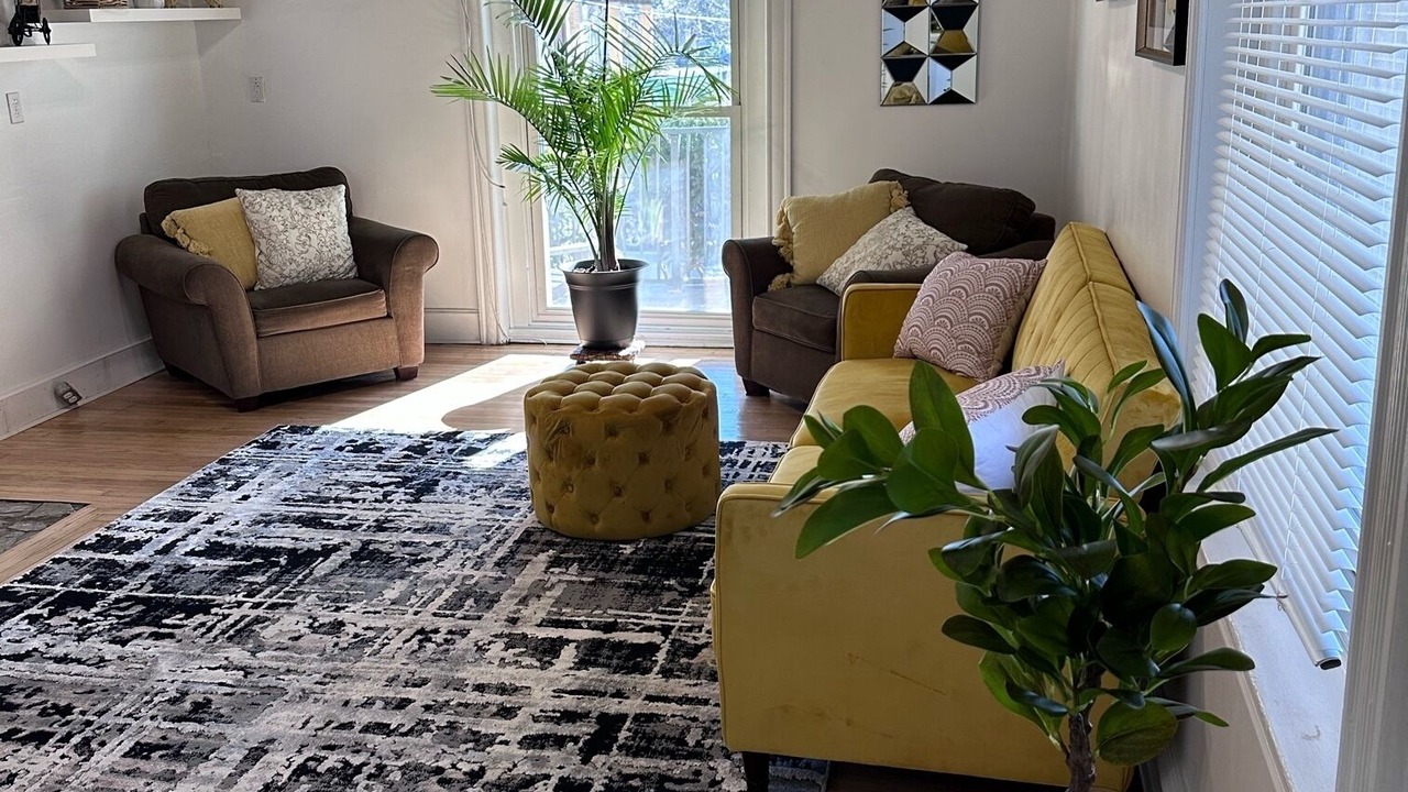 Photo of Livingroom in Northwest Philadelphia