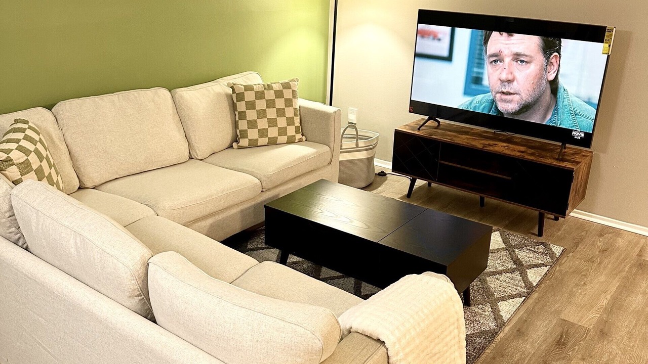 Photo of Livingroom in Northwest Columbus