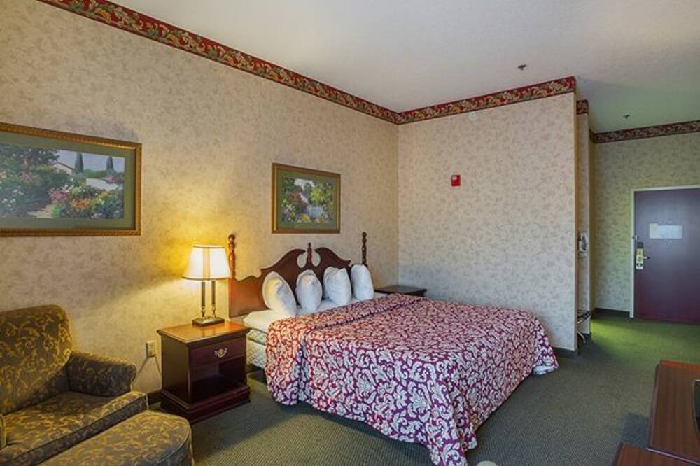 Photo of Bedroom in Whitley City