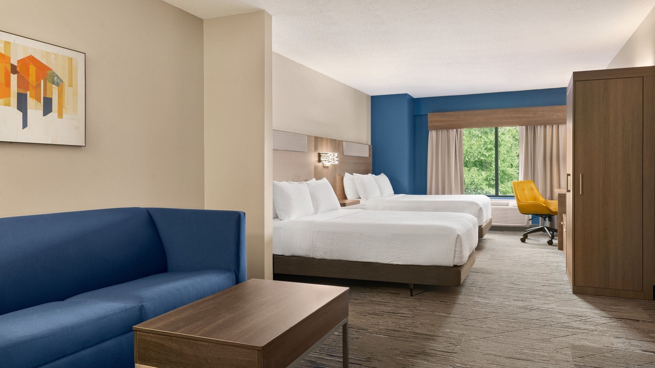 Photo of Bedroom in Greenville Downtown