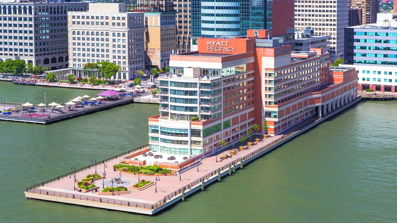 Photo of Outdoor in Exchange Place North