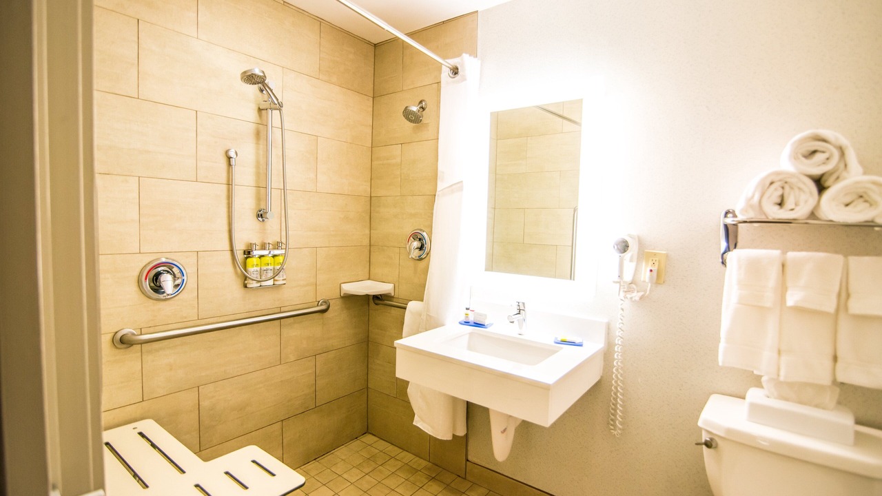 Photo of Bathroom in Oxford Valley