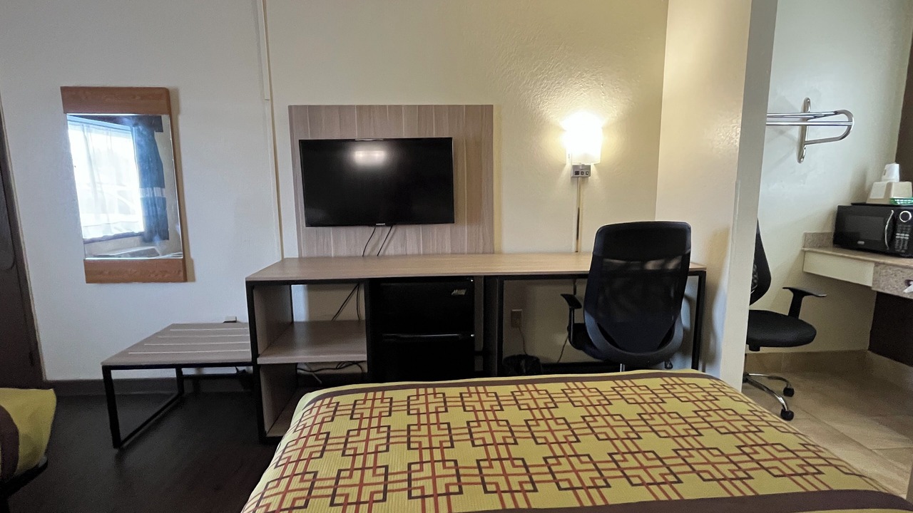 Photo of Bedroom in Nassawadox