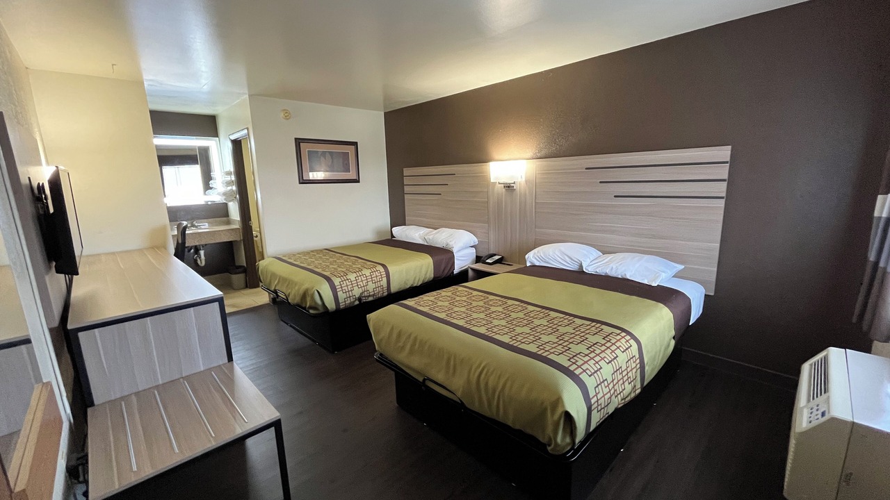 Photo of Bedroom in Nassawadox