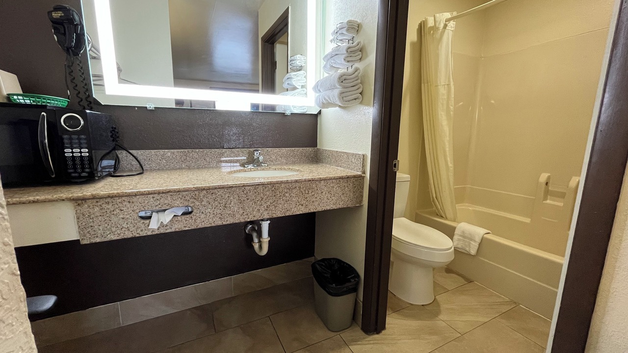 Photo of Bathroom in Nassawadox