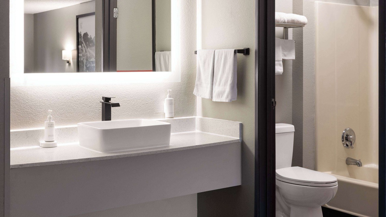 Photo of Bathroom in Lewistown