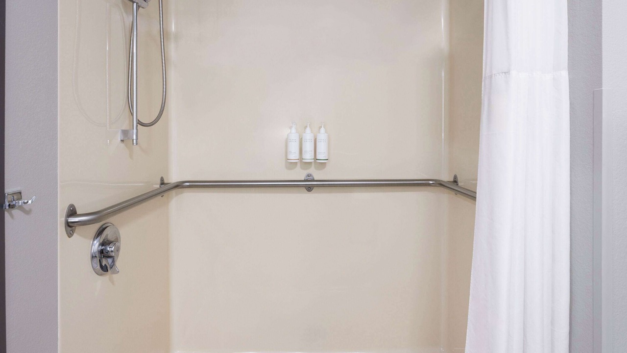 Photo of Bathroom in Lewistown