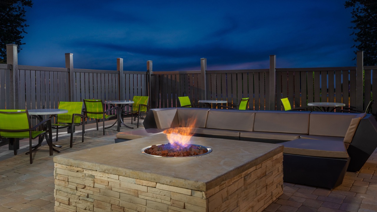 Photo of Patio Balcony in Summit Station