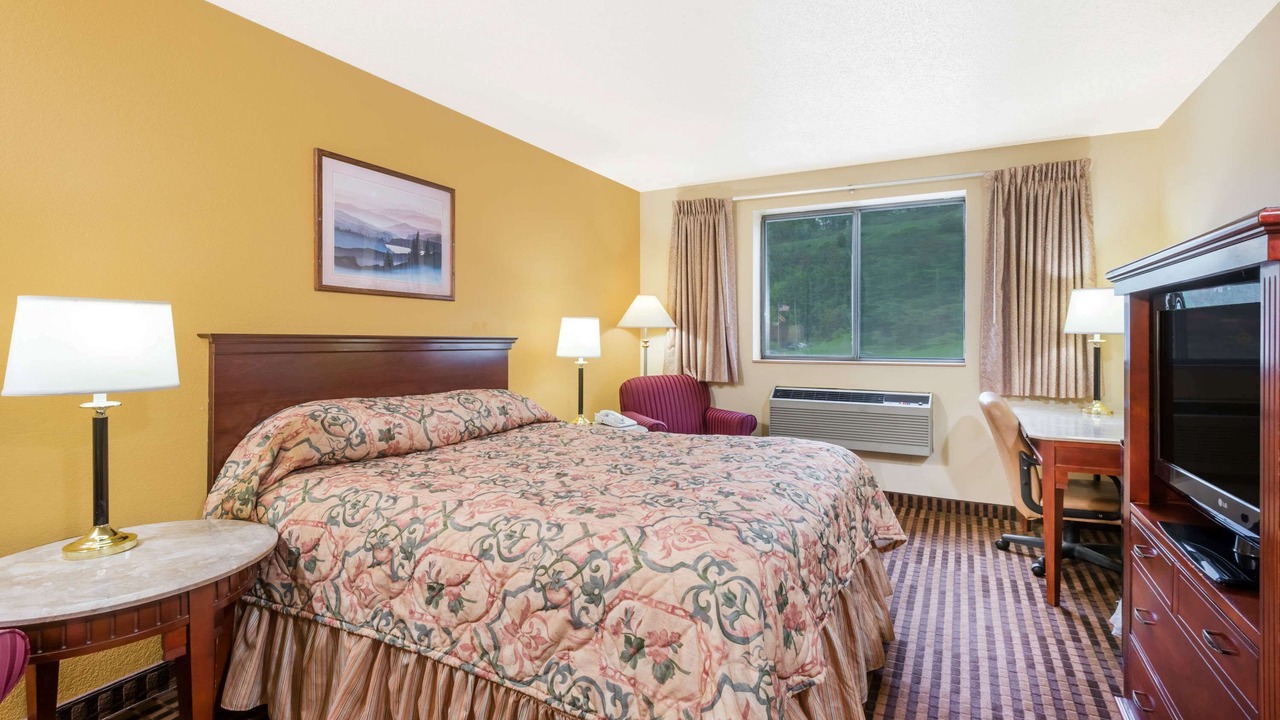 Photo of Bedroom in LaVale