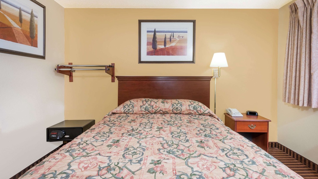 Photo of Bedroom in LaVale