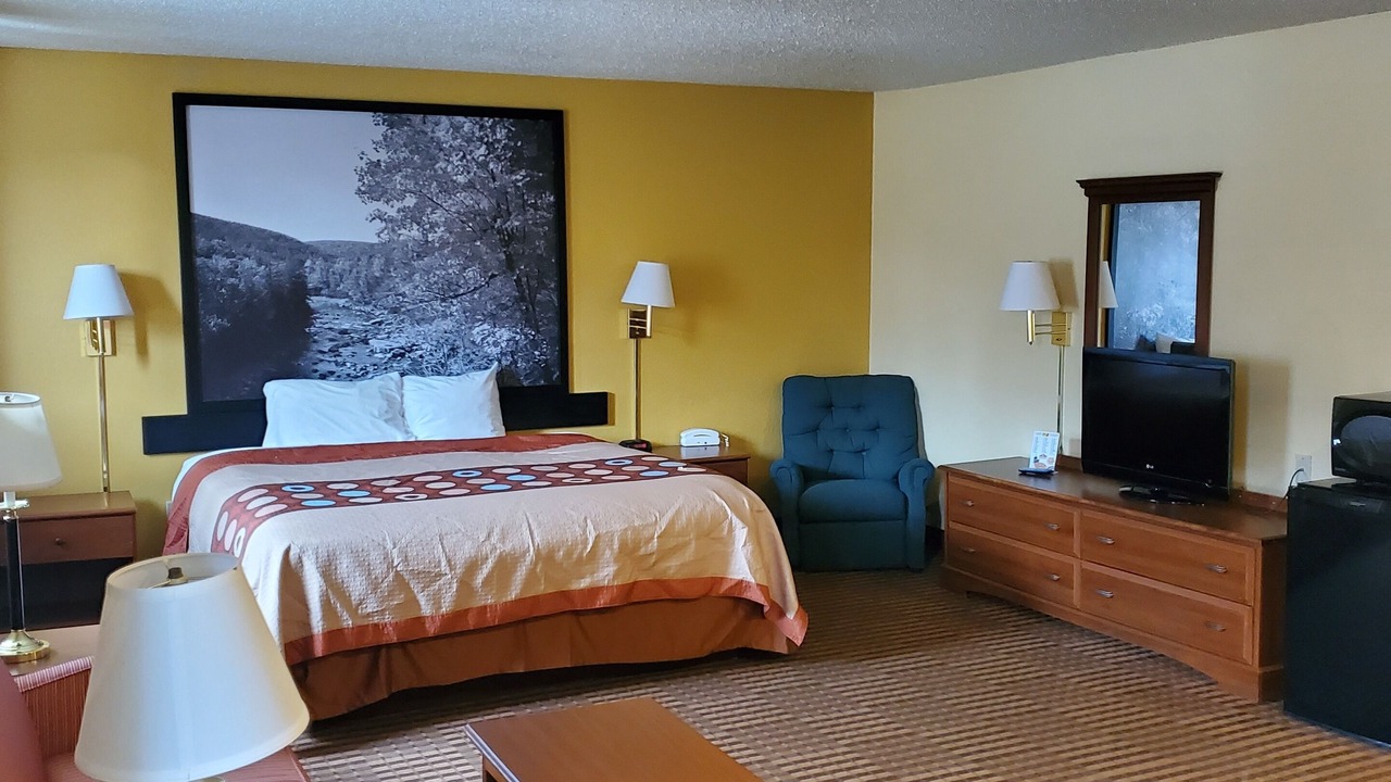 Photo of Bedroom in LaVale