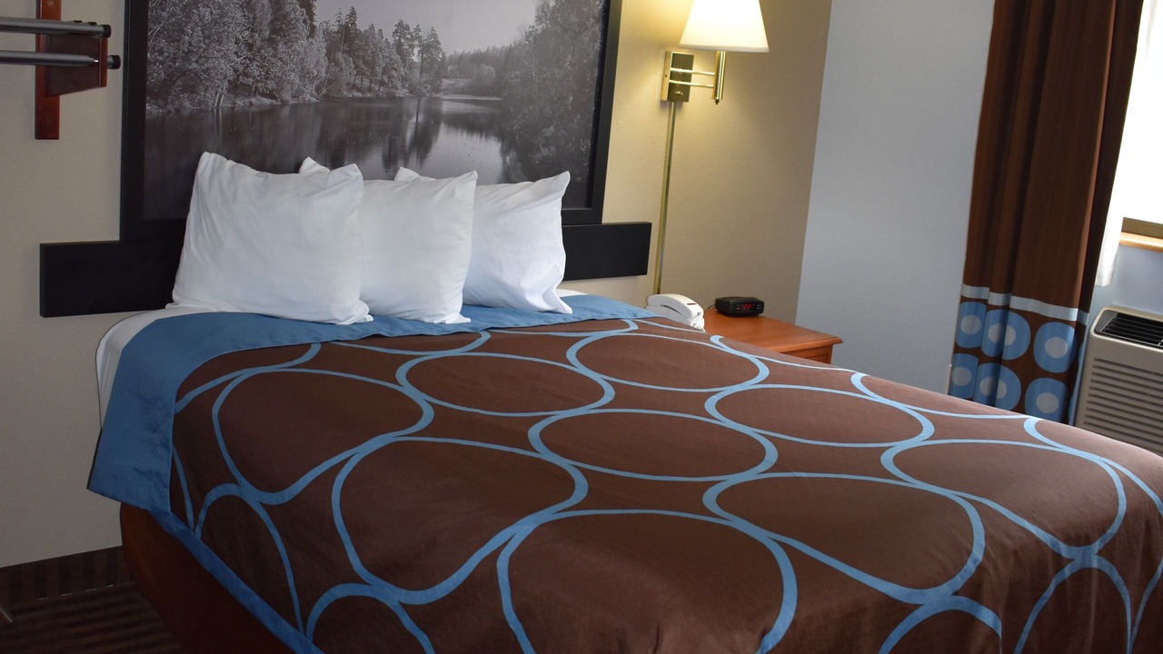 Photo of Bedroom in LaVale