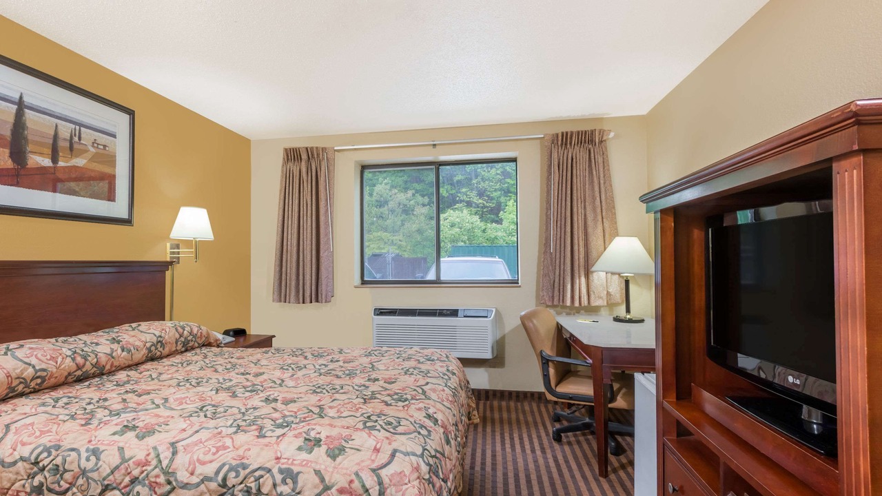 Photo of Bedroom in LaVale