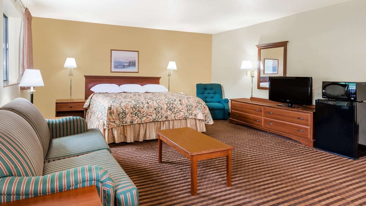 Photo of Bedroom in LaVale