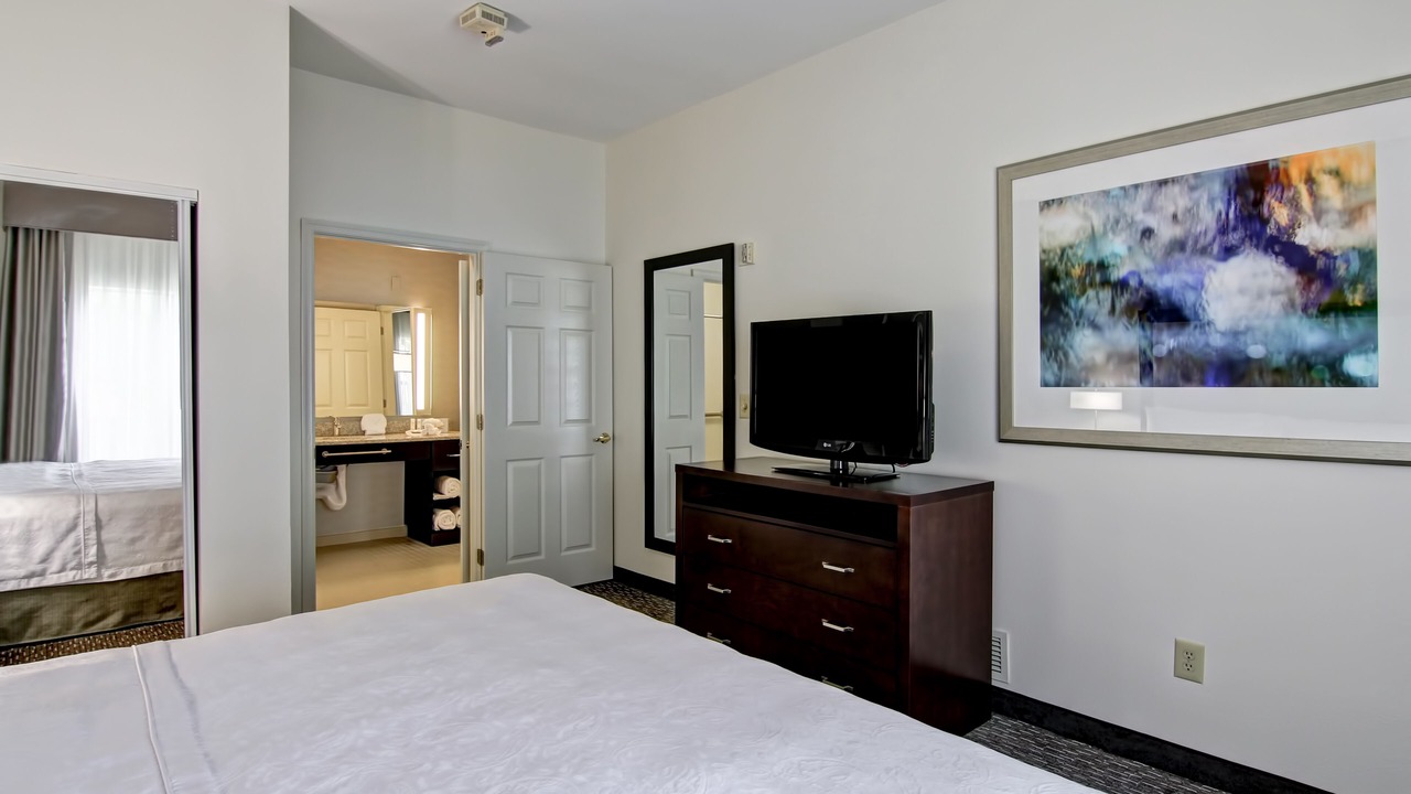 Photo of Bedroom in Cranford