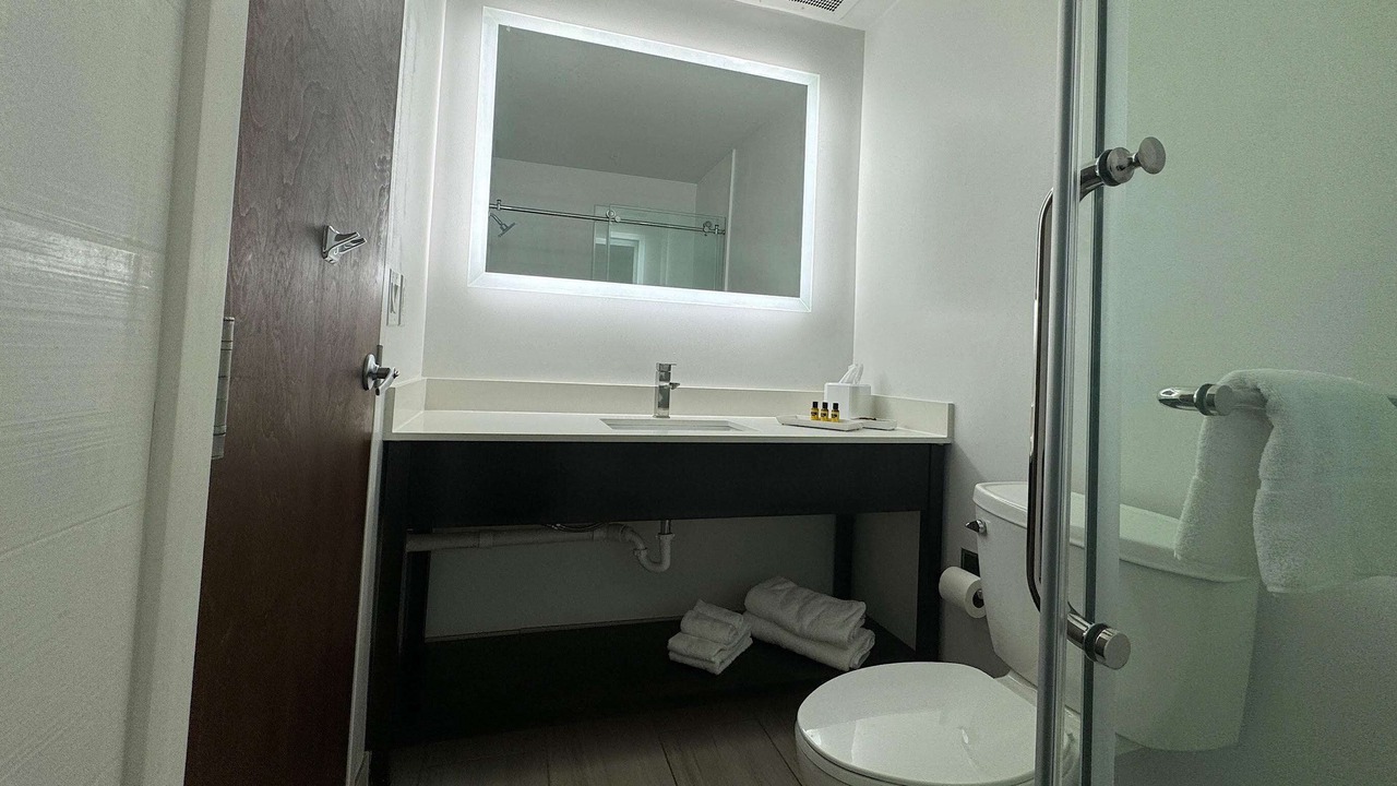 Photo of Bathroom in Kenwood