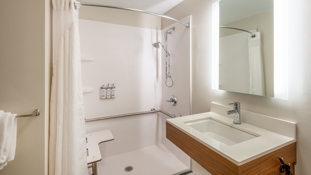 Photo of Bedroom in Vermilion