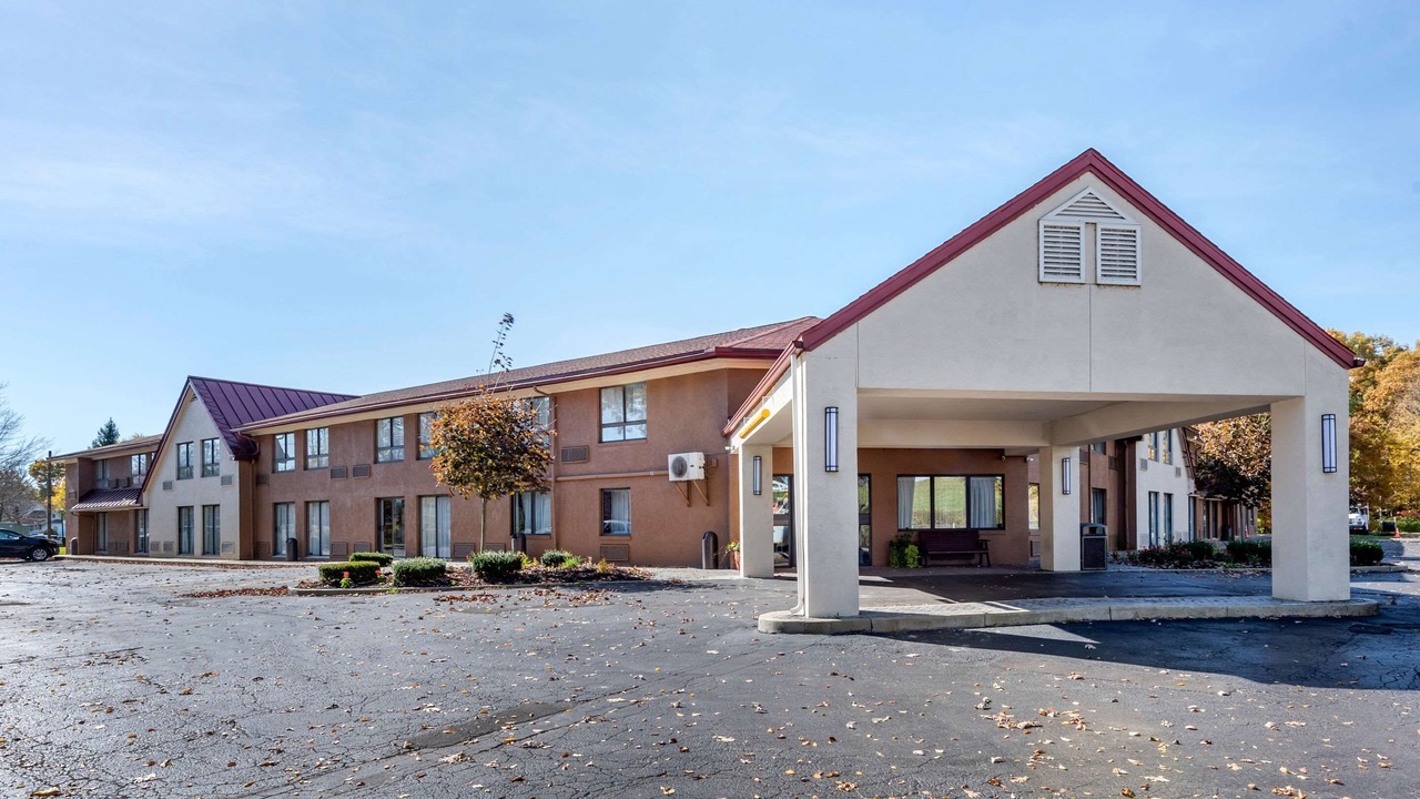 Photo of Outdoor in Falconer