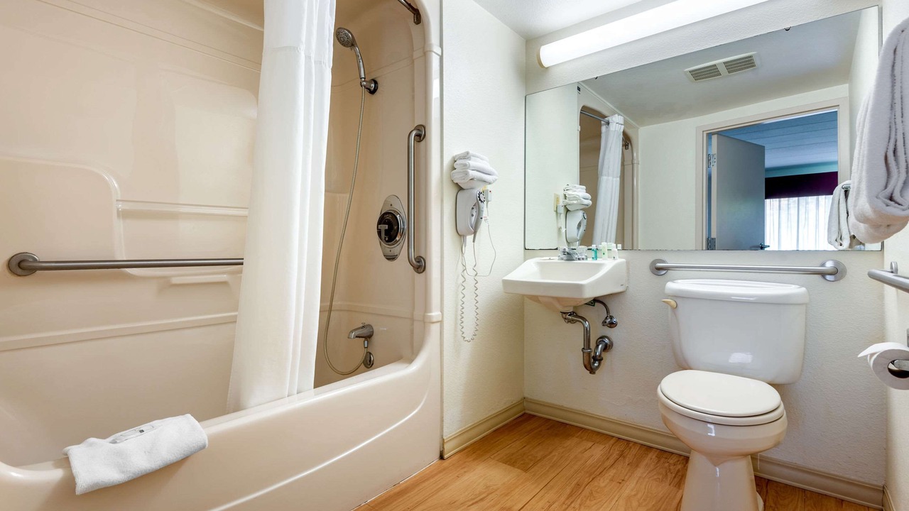 Photo of Bathroom in Falconer