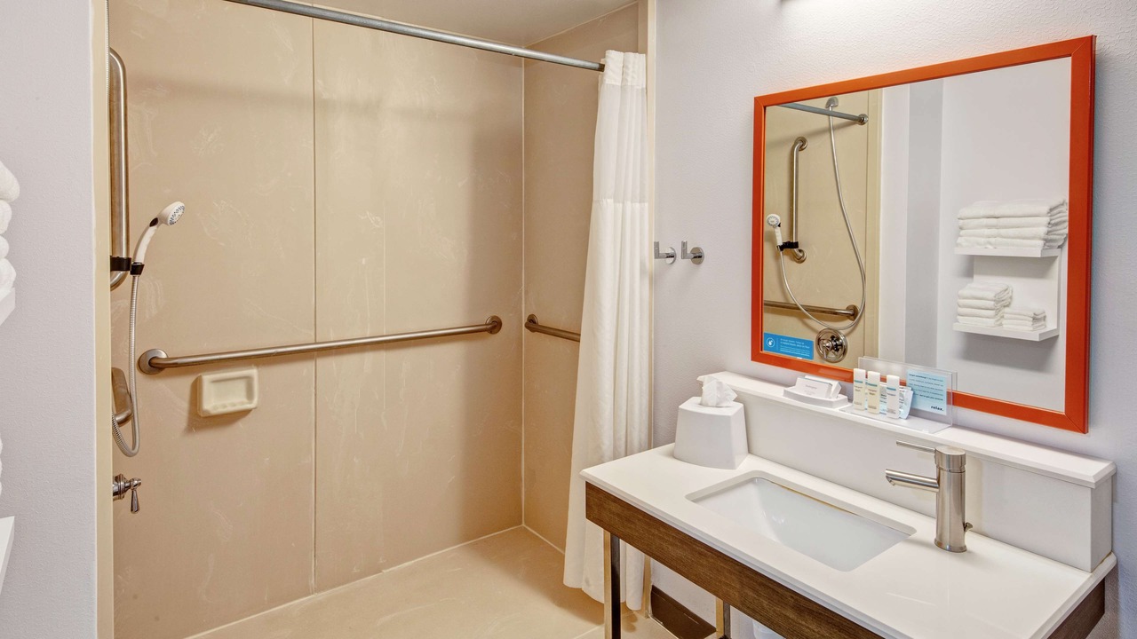 Photo of Bathroom in Lawson Heights
