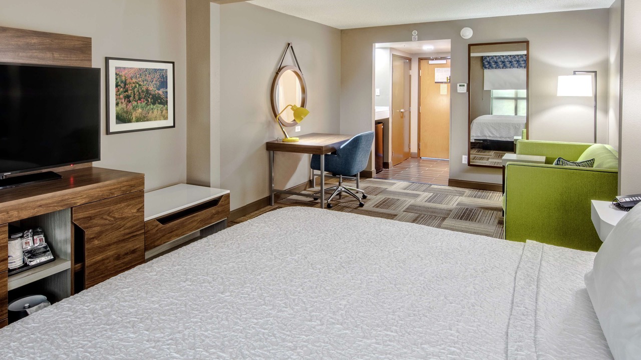 Photo of Bedroom in Lawson Heights