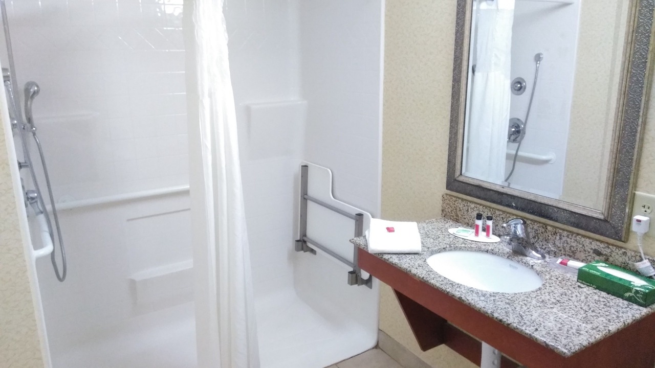 Photo of Bathroom in Clinton
