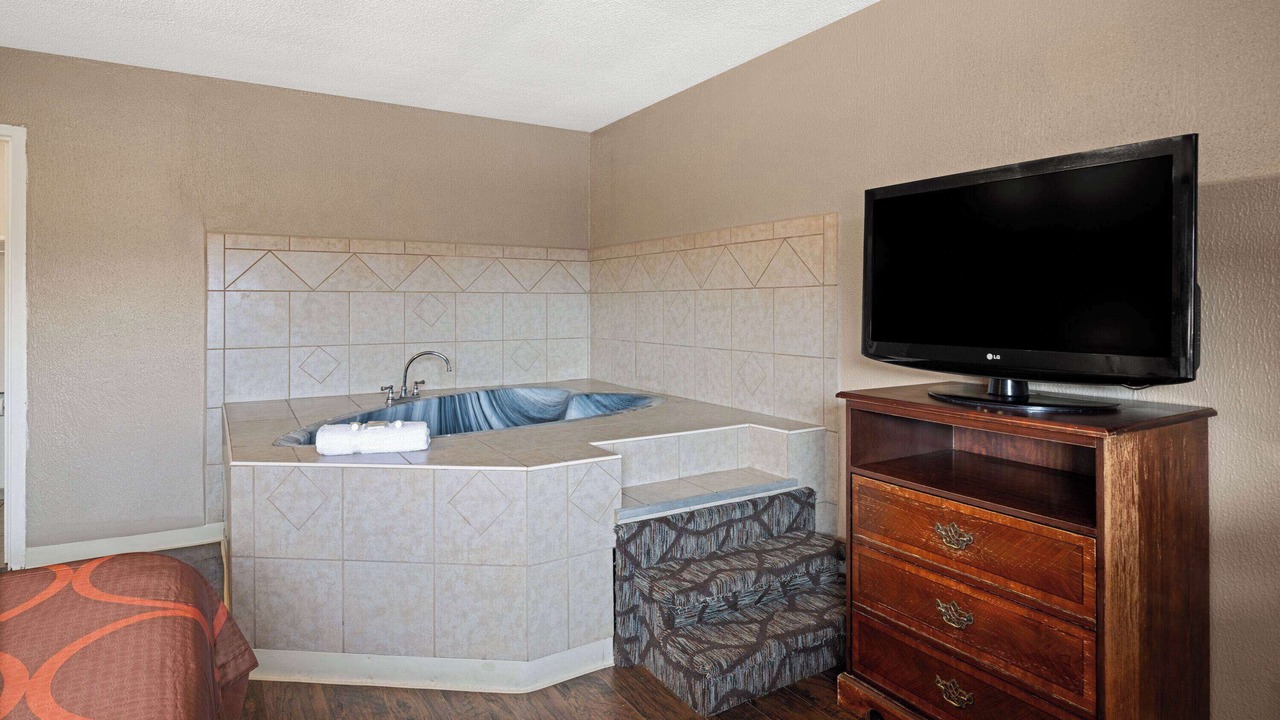 Photo of Bedroom in Youngstown
