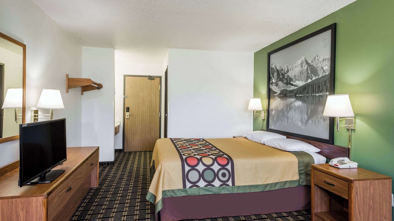 Photo of Bedroom in Coshocton