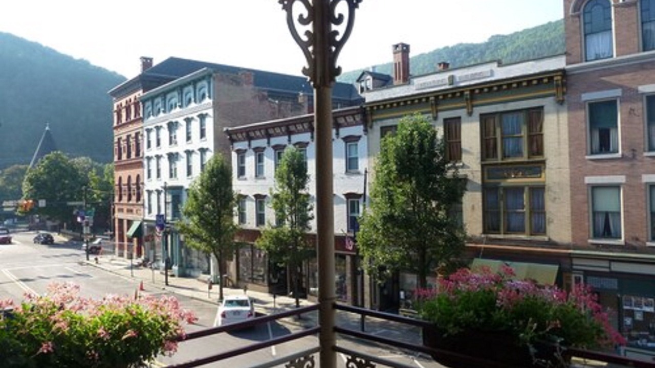 Photo of Outdoor in Ashfield