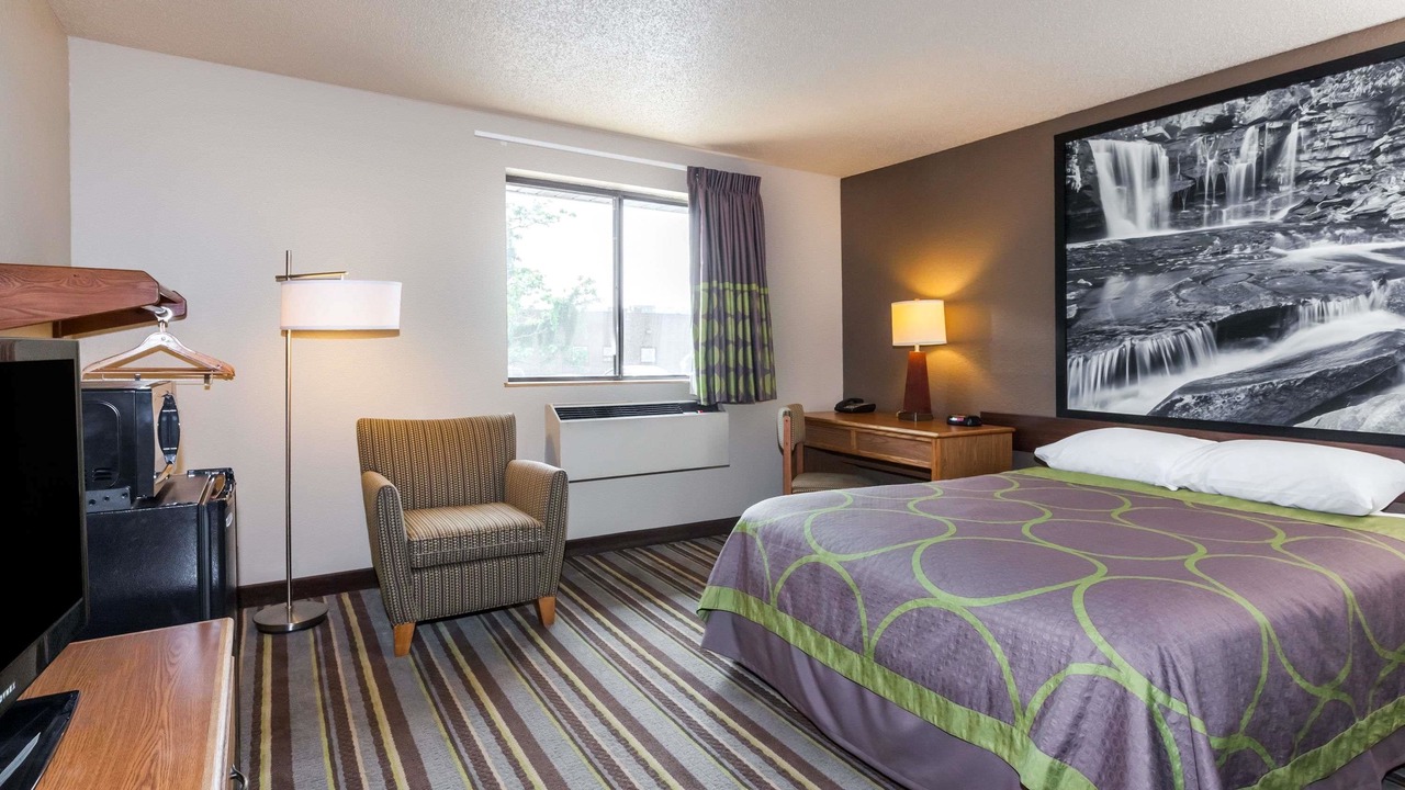 Photo of Bedroom in Spring Hill