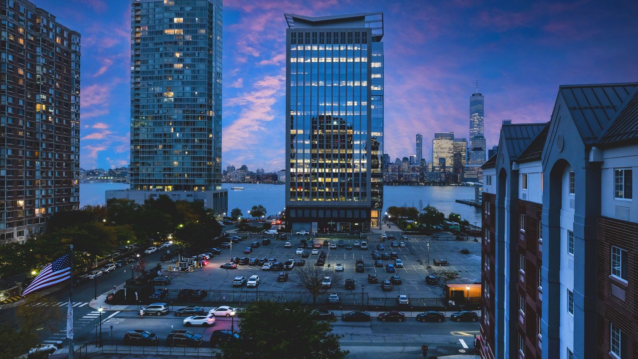 Photo of Outdoor in Exchange Place North