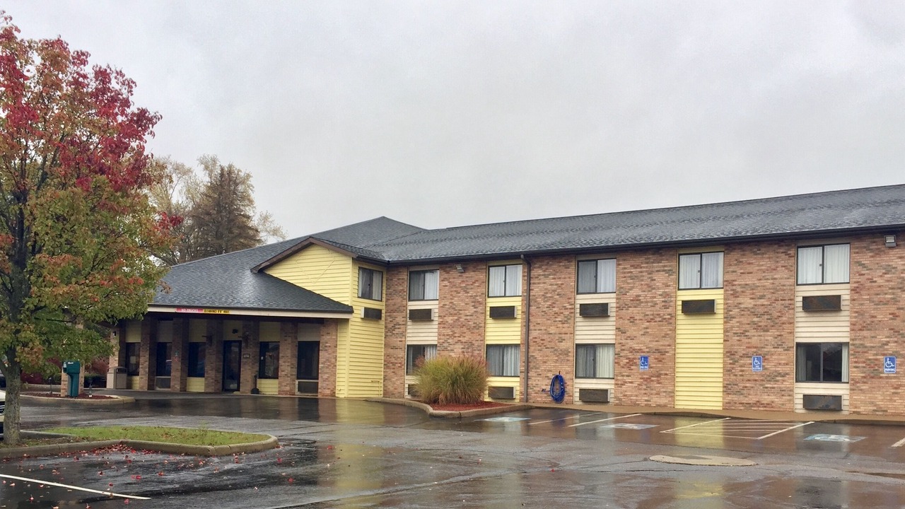 Photo of Buildings in East Liverpool
