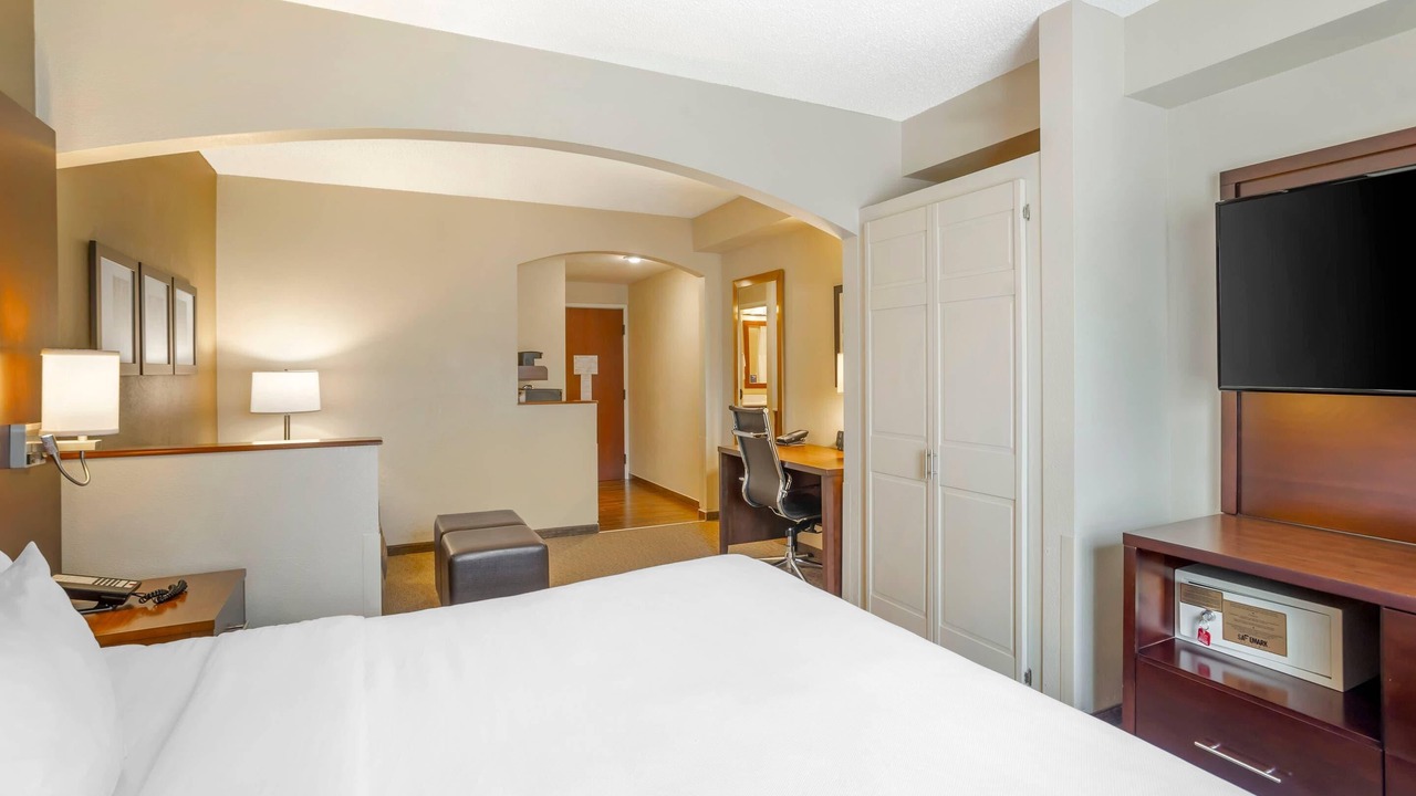 Photo of Bedroom in State College