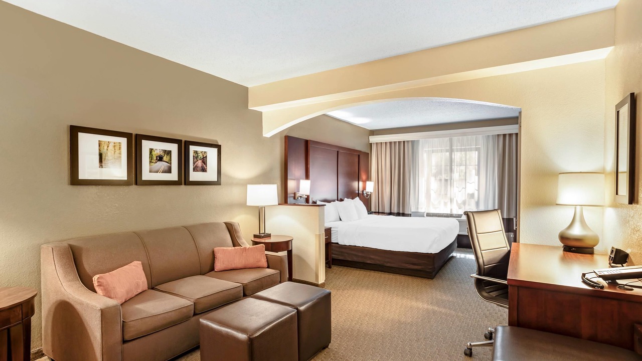 Photo of Bedroom in State College