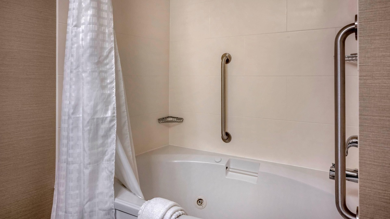 Photo of Bedroom in State College