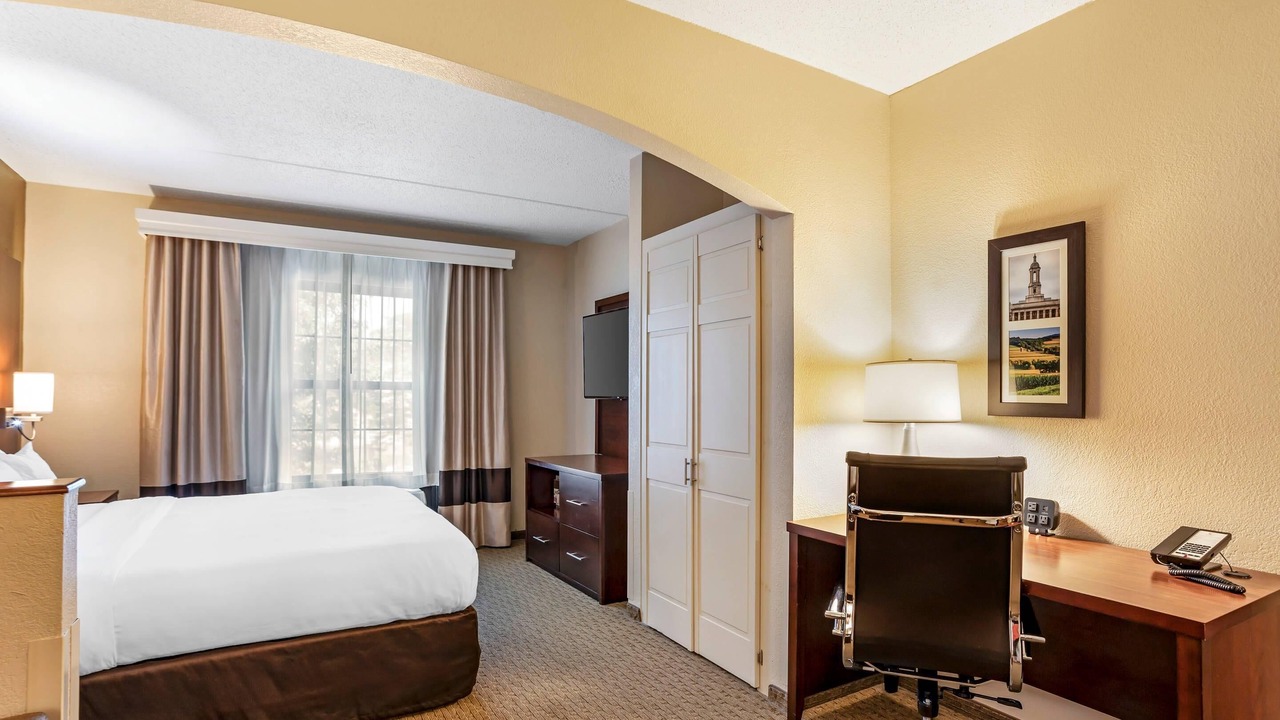 Photo of Bedroom in State College