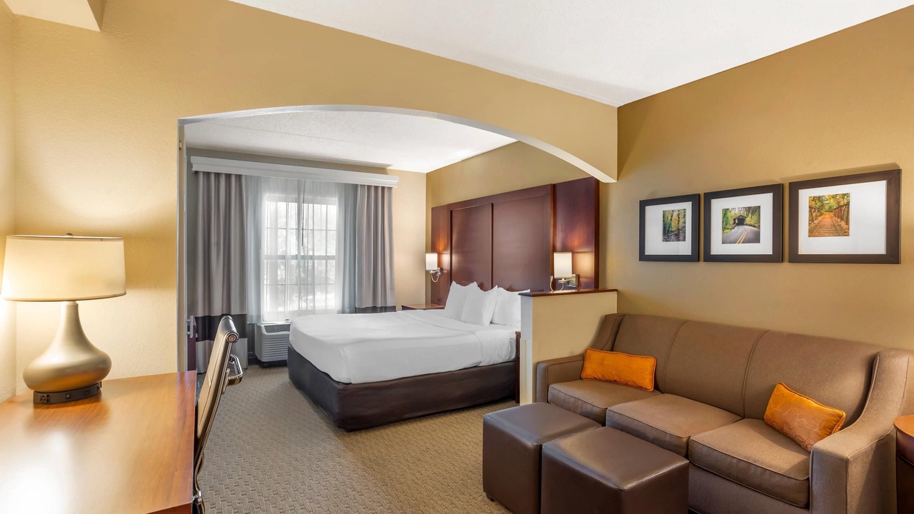 Photo of Bedroom in State College