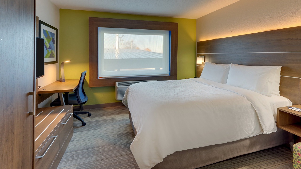Photo of Bedroom in Monroe