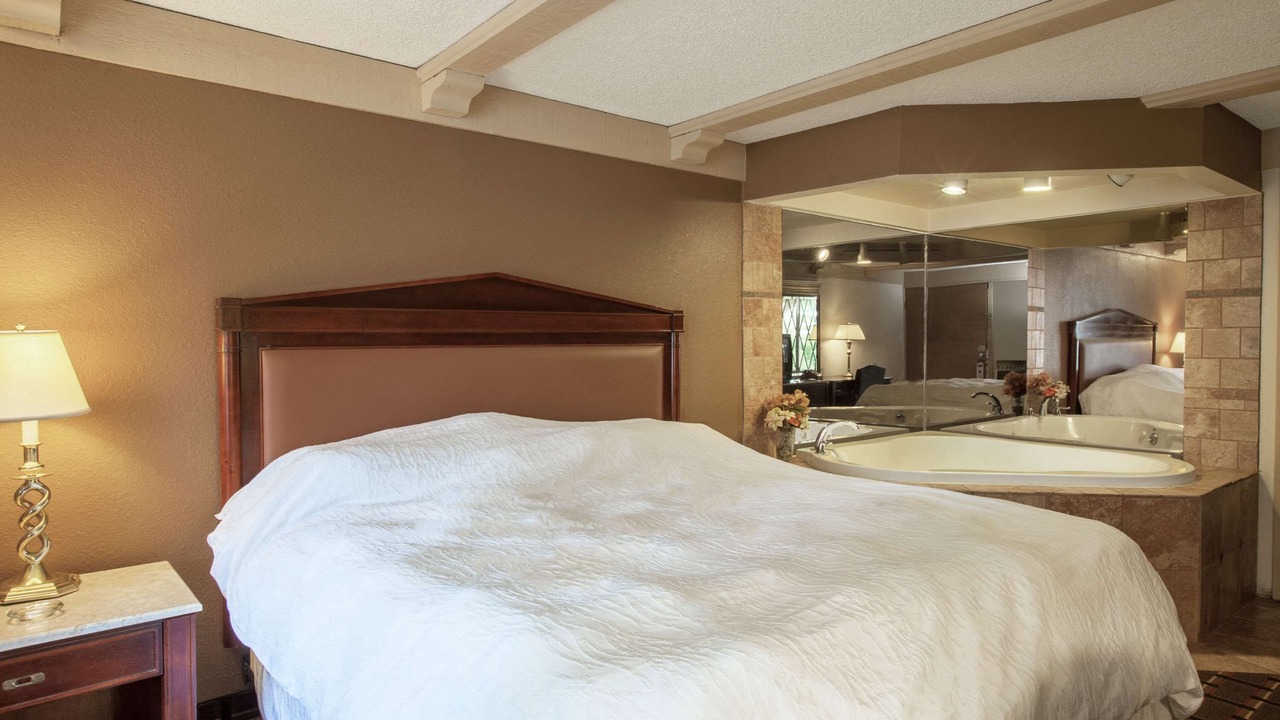 Photo of Bedroom in South Greensburg