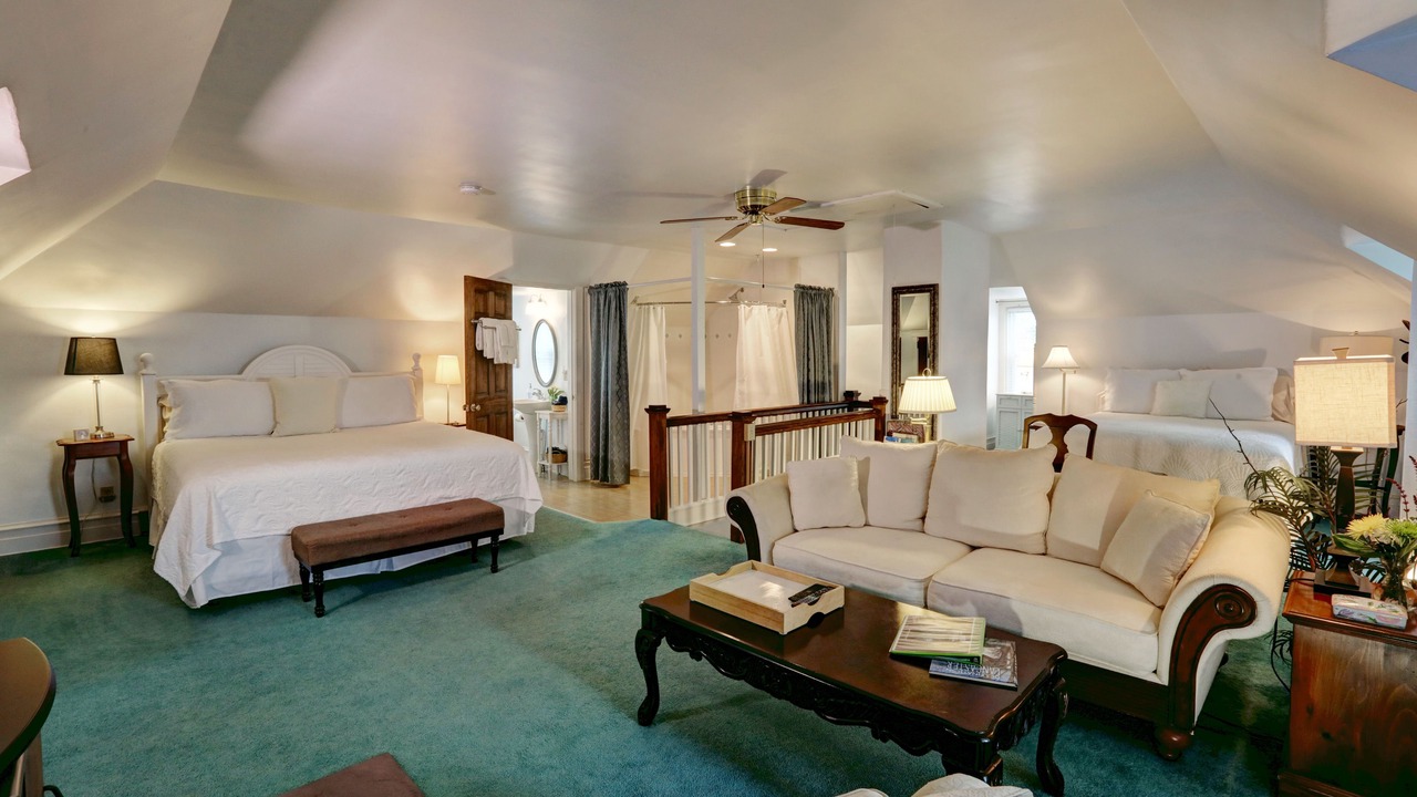 Photo of Livingroom in Mount Joy