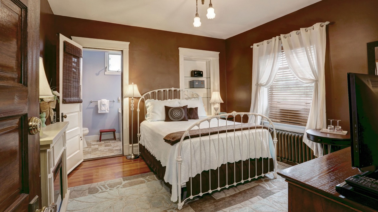 Photo of Bedroom in Mount Joy