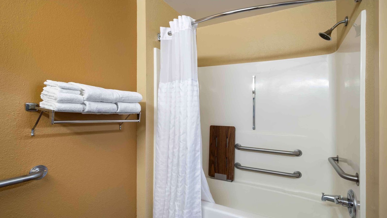 Photo of Bathroom in Ballenger Creek