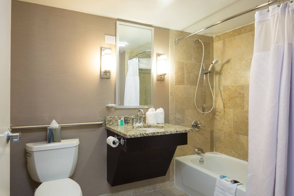 Photo of Bathroom in Pinch District