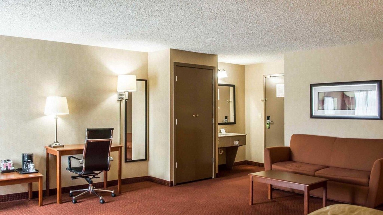 Photo of Livingroom in Springboro
